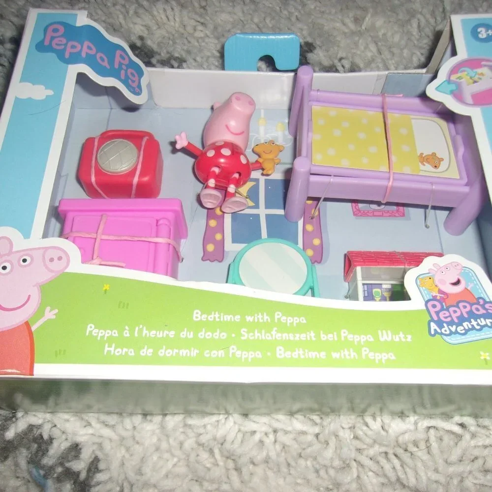 Peppa Pig Bedtime with Peppa Accessory Set New in box